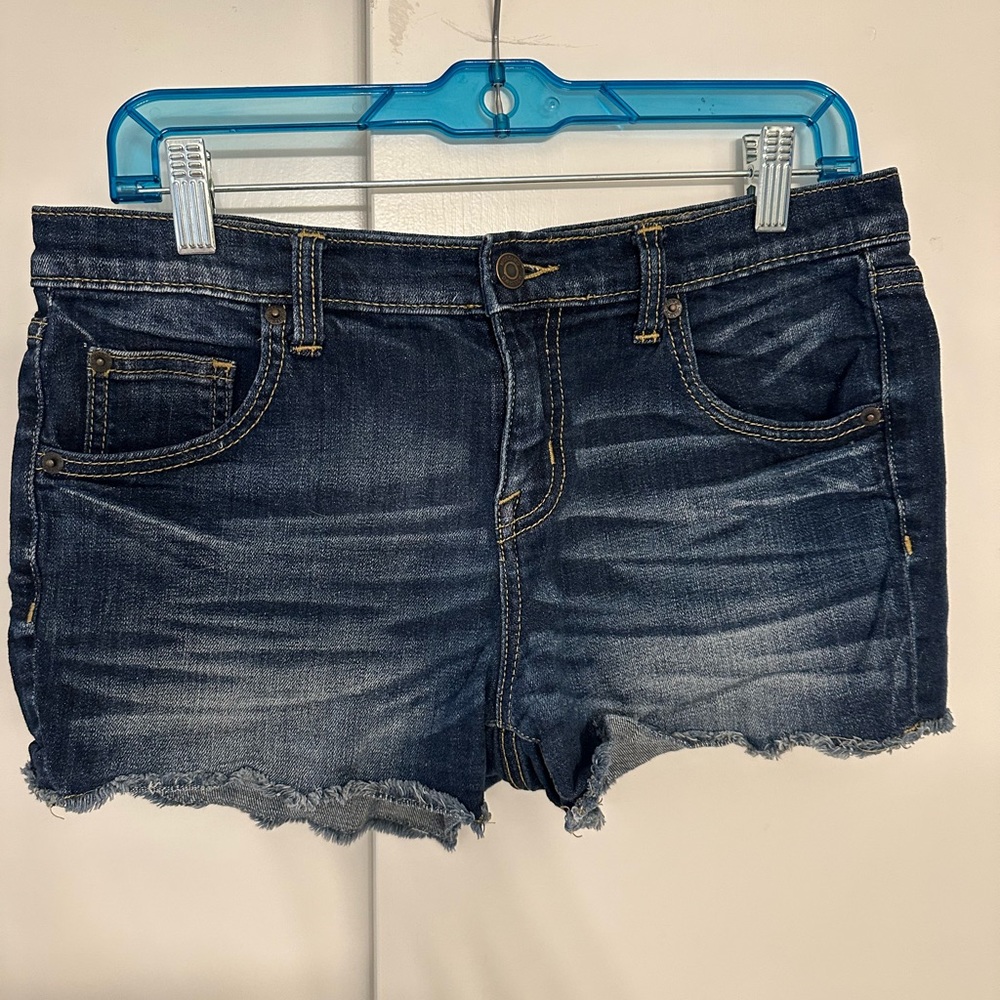 Women’s Jean Short